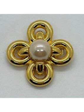 Vintage Joan Rivers Maltese Cross Faux Pearl Brooch Gold Tone Classic Statement